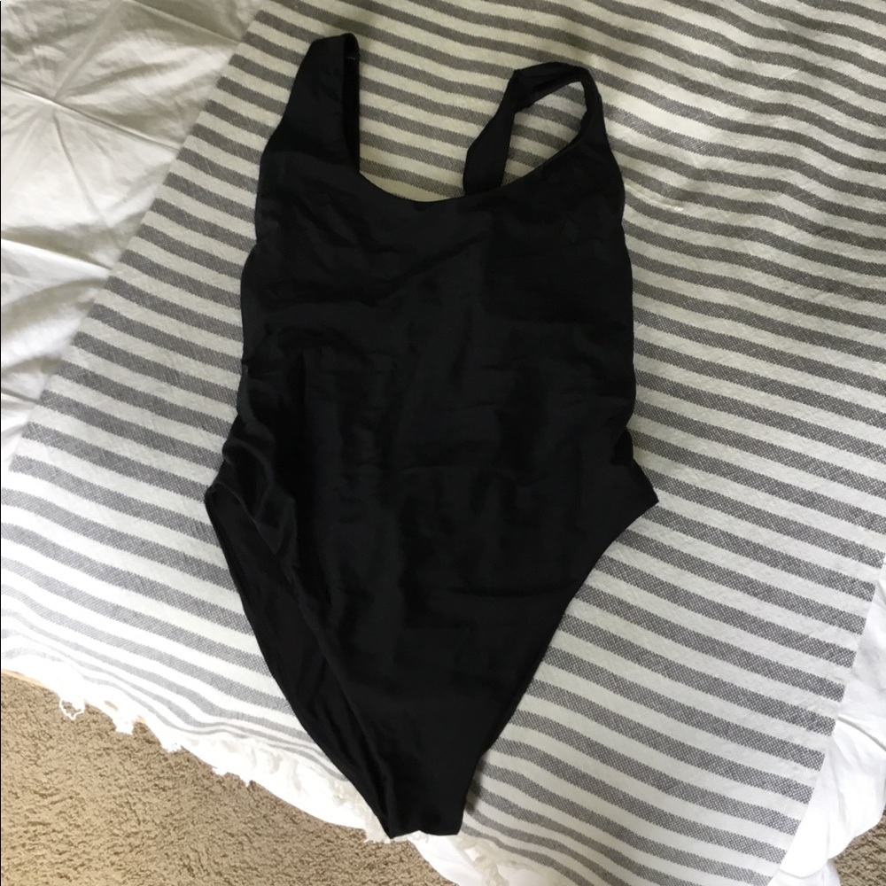 NEVER BEEN WORN black onepiece swimsuit from Aerie